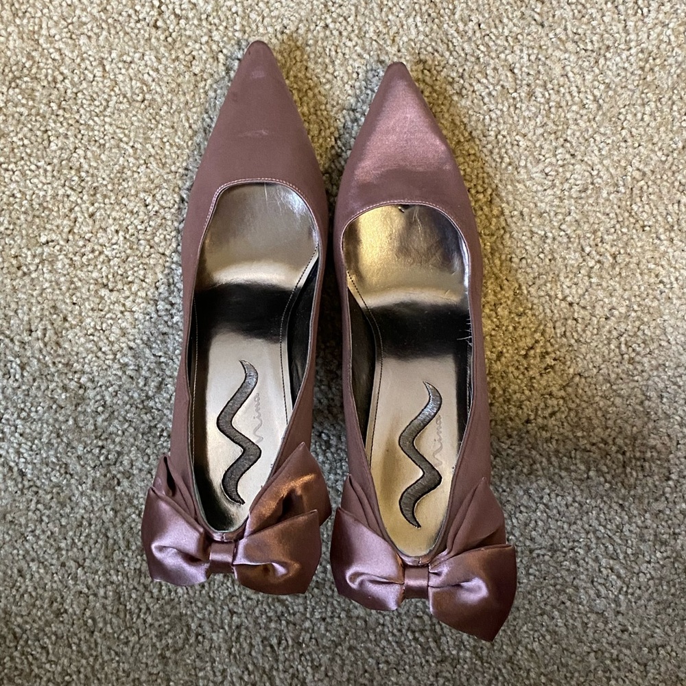 Never worn brown satin Nina pumps with bow